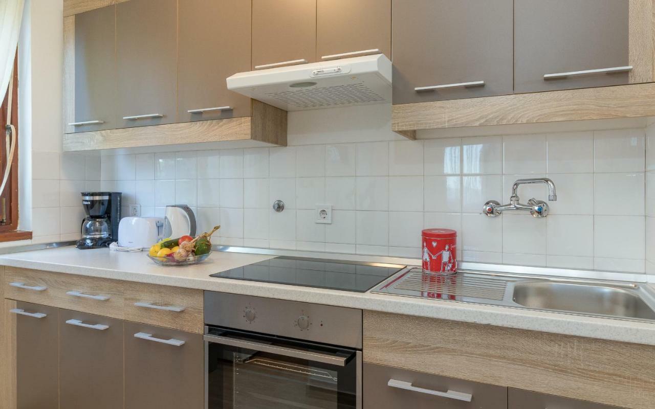 Apartment Maestral Pula Luaran gambar